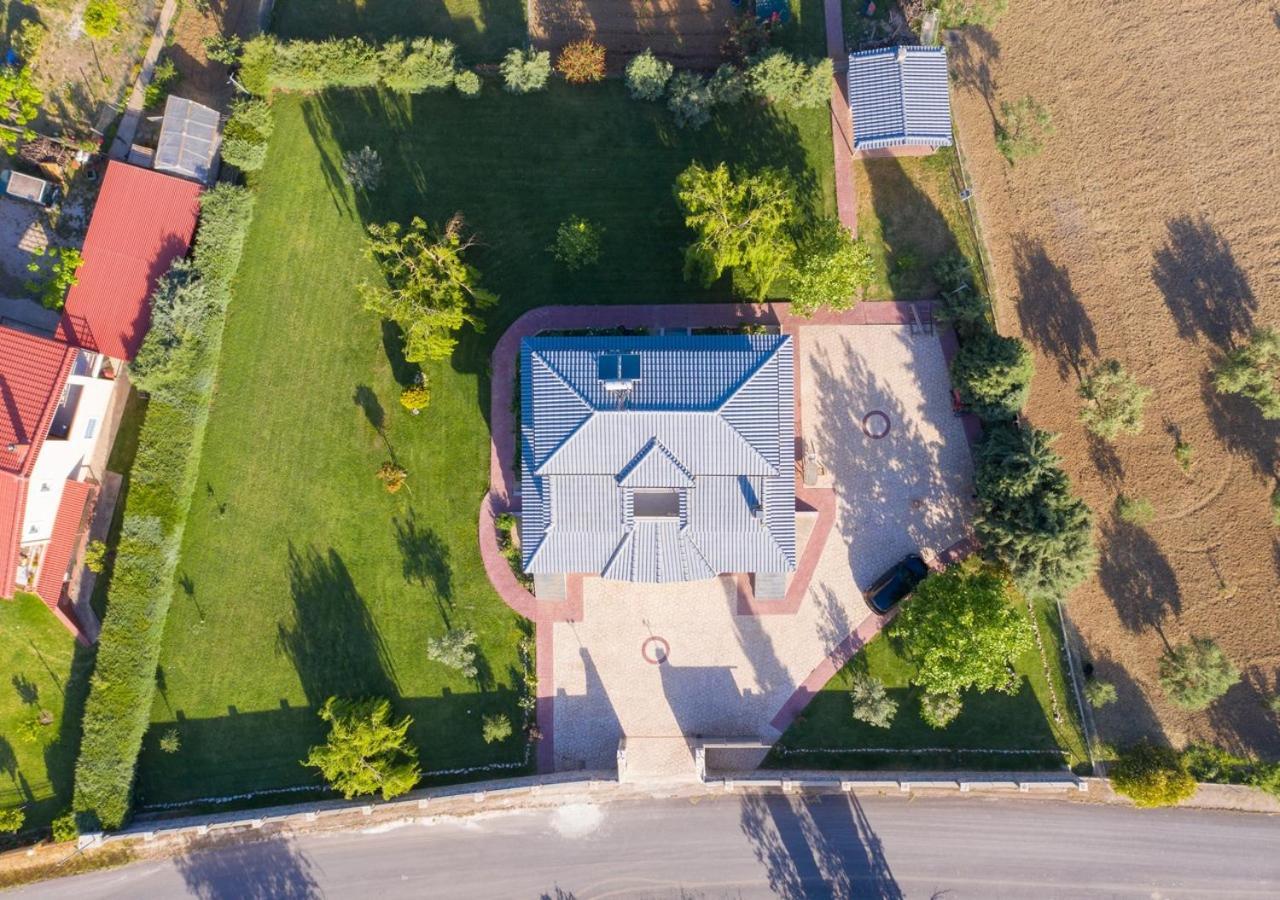 Villa In Nature Mitopoli Ngoại thất bức ảnh