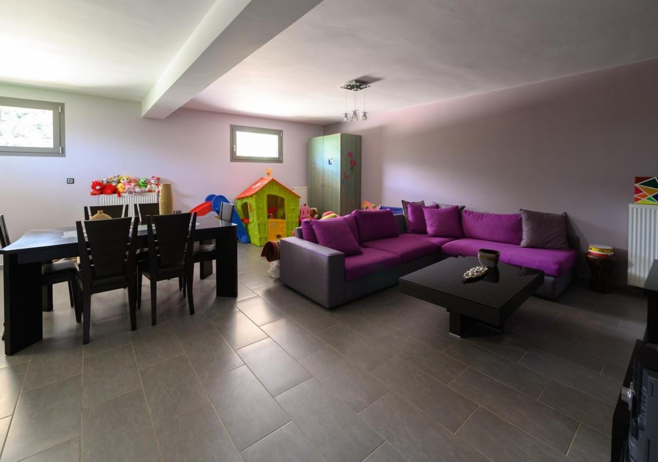 Villa In Nature Mitopoli Ngoại thất bức ảnh